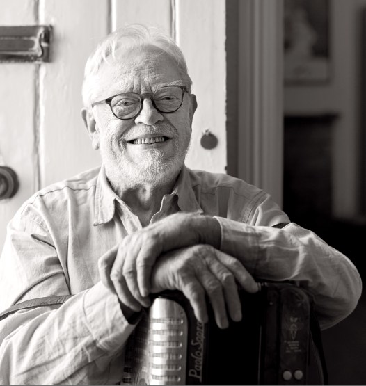 TONY MAC MAHON 2016 5BW.jpg